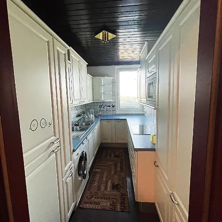 Schone Mit Dachterrasse Apartment *