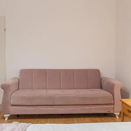 Apartment Pleasing 2br Apt.-perfect For Longstays *