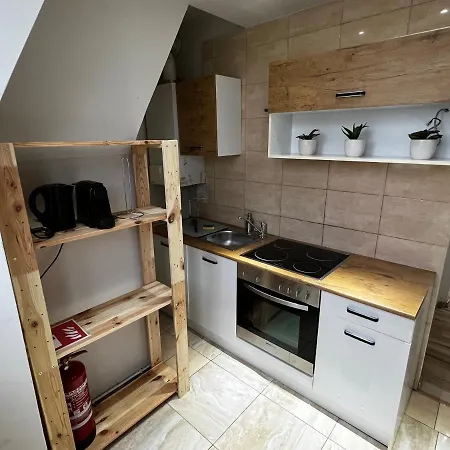 Mateo I Contactless Check-in Apartment *