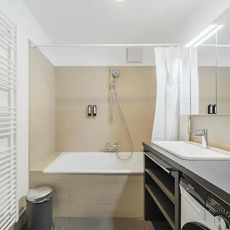 Aparthotel Urbm Pulse *