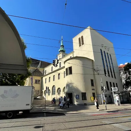 Apartment Cosy Located At Famous Kutschkermarkt Vienna