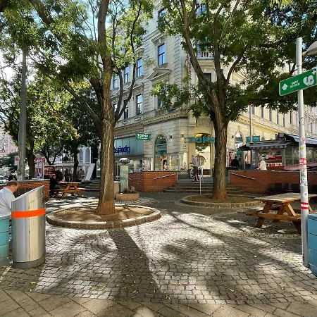 Apartment Cosy Located At Famous Kutschkermarkt Vienna