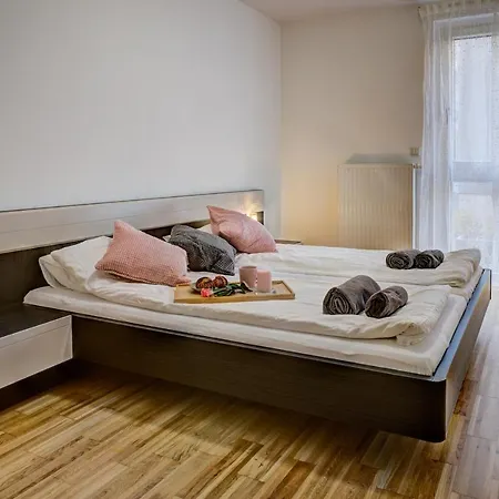 Διαμέρισμα Carin Deluxe Ii