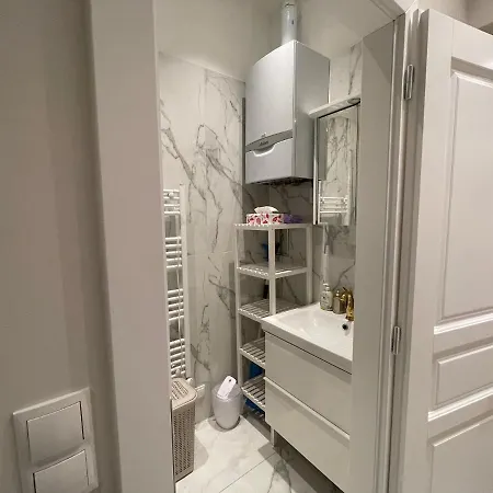 Herz Von Mariahilfer Apartment *