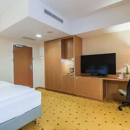Hotell Courtyard By Marriott Schoenbrunn Wien