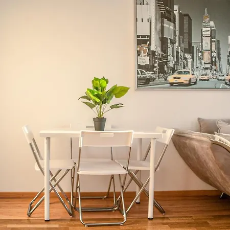Joyful 2br Shared Near Millenium Tower & Danube River * Vienna