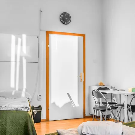 Joyful 2br Shared Near Millenium Tower & Danube River Vienna