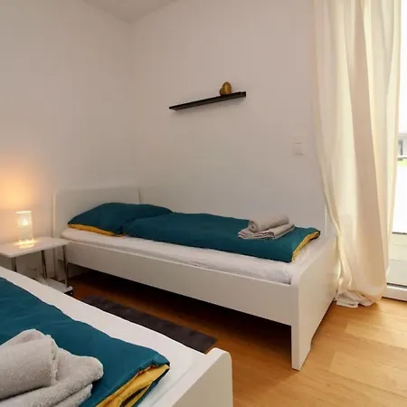 شقة Modern Balcony With Free Parking