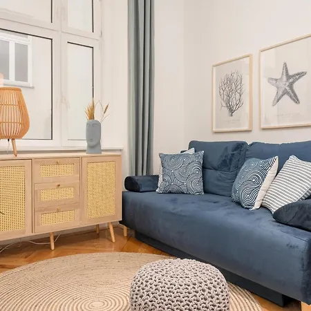 Close To Augarten, 5 Min Walk To U4 Friedensbruecke Apartment *