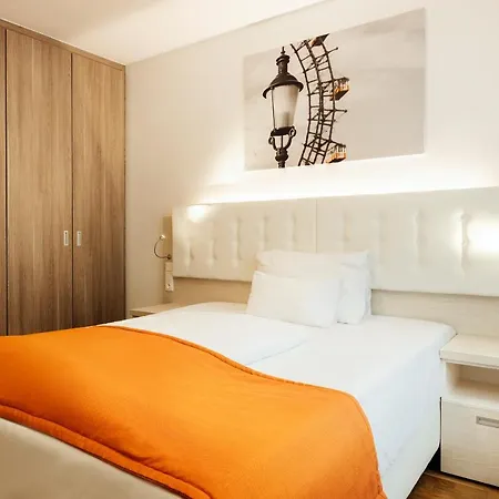 Oliver | Contactless Check-in 3* Viena