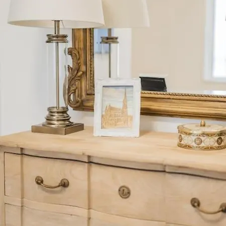 Apartment Vivid City Gem - A Reminiscence Of Gustav Mahler *