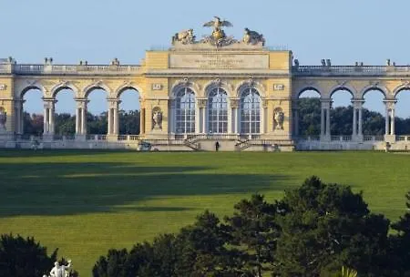 2 Mit Terrasse! Schonbrunn-nahe アパート ウィーン