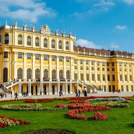 アパート 2 Mit Terrasse! Schonbrunn-nahe ウィーン