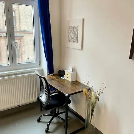 Klimatisierte Sehr Zentrale Wohnung-loftstyle- Apartment