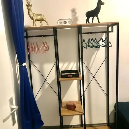 Klimatisierte Sehr Zentrale Wohnung-loftstyle- *