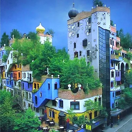 Klimatisierte Sehr Zentrale Wohnung-loftstyle- Apartment *