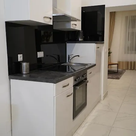 Real Appartments *
