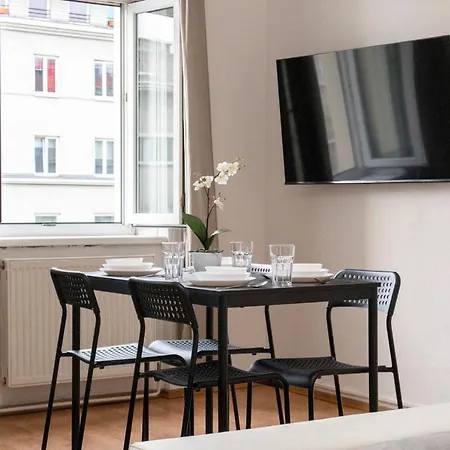 Fulfilling 2br Apt. Very And Good Located