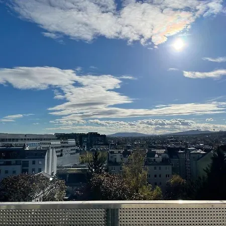Apartment Rooftop Terrace- Panoramablick Ueber *