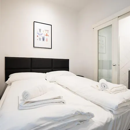 Apartmán Brand-new In The 17th District Of *