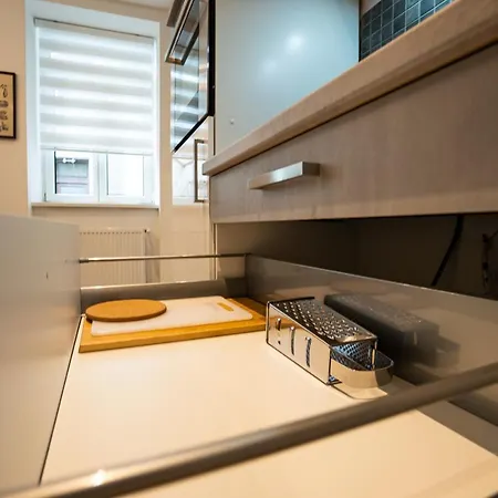 Brand-new In The 17th District Of Apartment