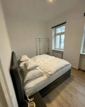 Apartment - Classic And Modern *