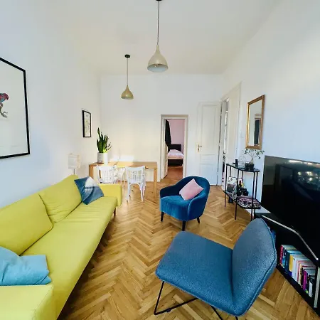 Apartment Altbauschatz Am Alsergrund, Naehe Innere Stadt Vienna
