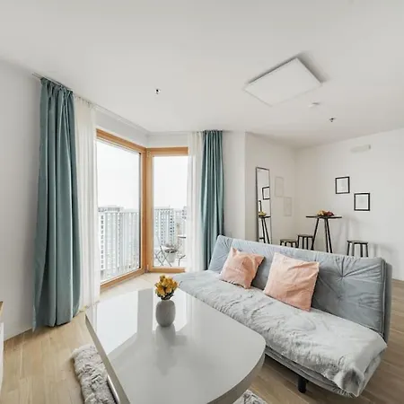 Sky Mit Balkon Apartament