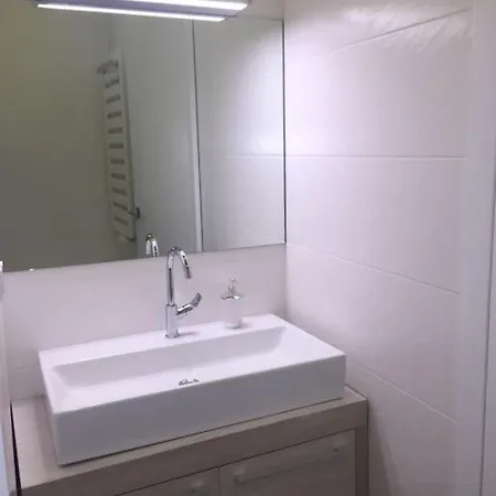 New - 10 Min Downtown Vienna