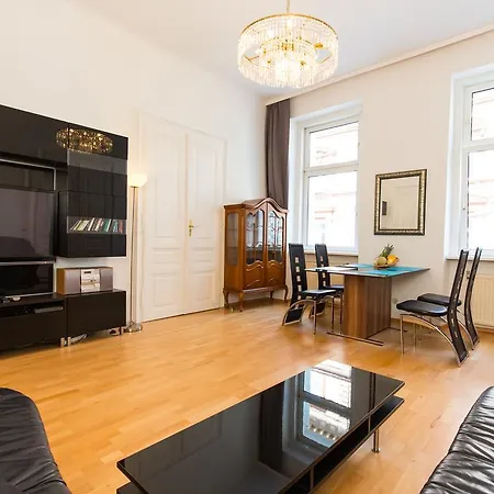 Wunderschone Altbauwohnung Von 1900 * Vienna