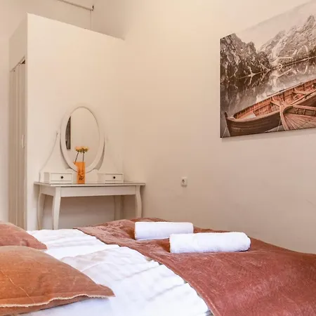 Beautiful 1br & 1lr - Perfect For Longstays Vienna
