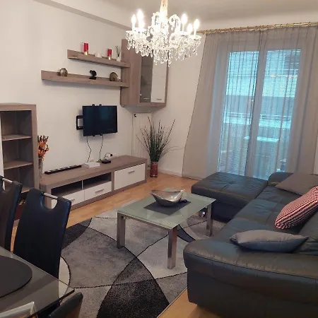 Apartment 3-rooms For Up To 4 Persons Near To Prater