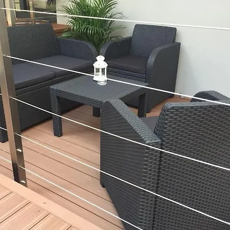 Apartment New - 10 Min Downtown