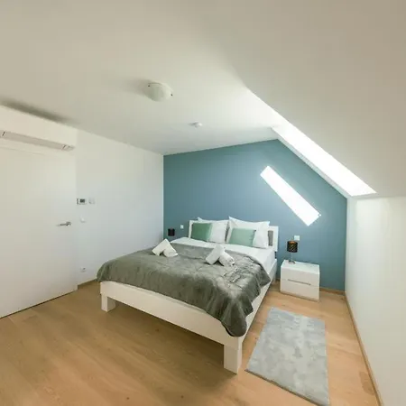 New Design Penthouse And *