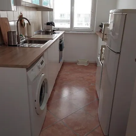 Apartment 3-rooms For Up To 4 Persons Near To Prater Vienna
