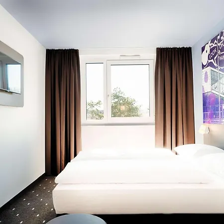 Wien-stadthalle Hotel
