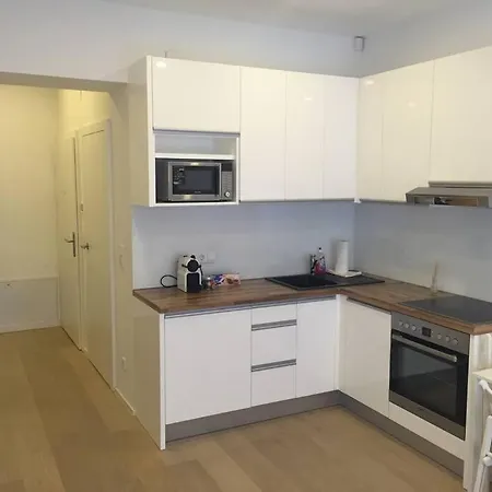 Apartment New - 10 Min Downtown *