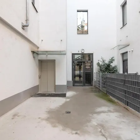 An Der Donau, 10 Minuten Ins Zentrum, Klimaanlage Apartment