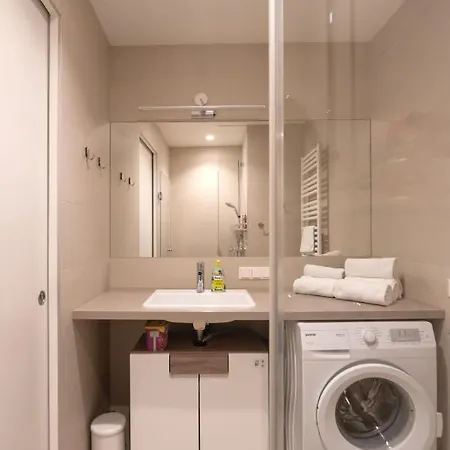 Apartment An Der Donau, 10 Minuten Ins Zentrum, Klimaanlage