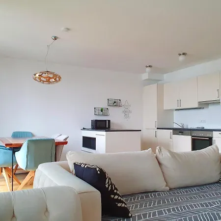 Apartment Near Lake Two Bedroom Duplex *