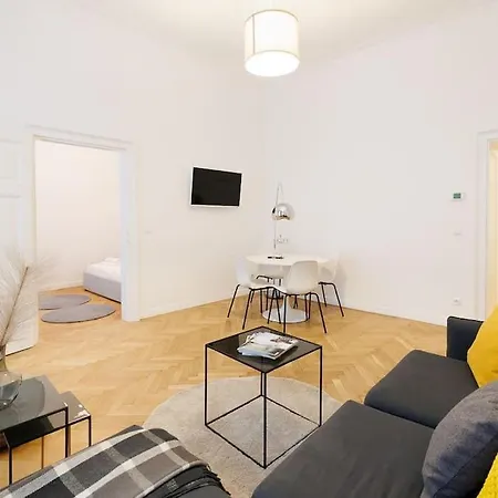 Franz 21 - Typical Viennese In The Heart Of Apartment