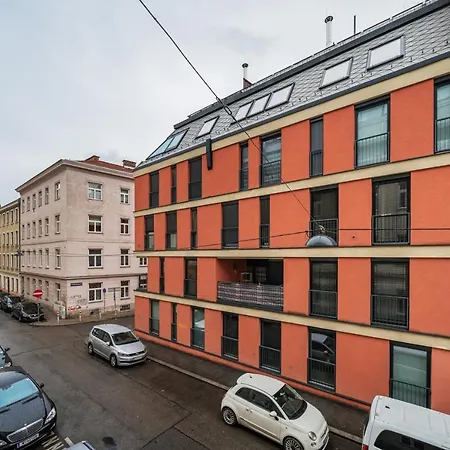 Apartment 15 C&j's