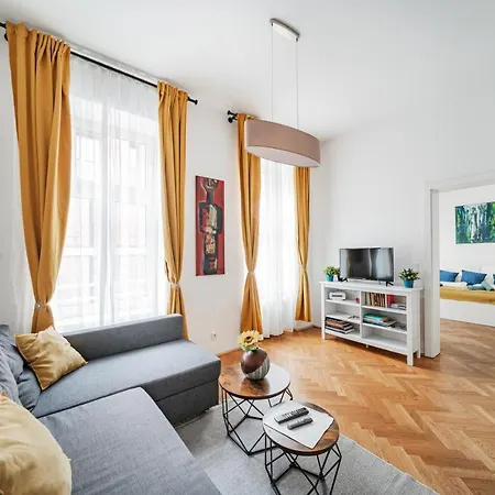 Apartment 15 C&j's *