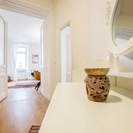 Apartment Coupledream - 10min To Center! *