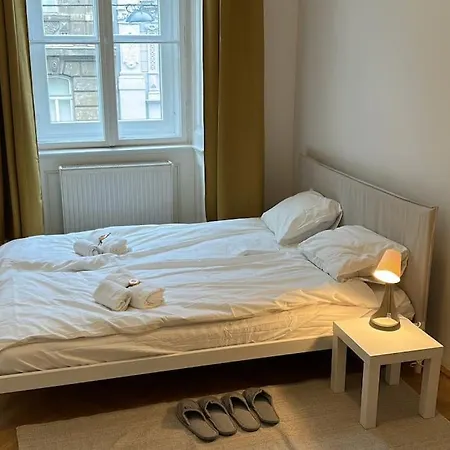Apartment Casa Radetzky *