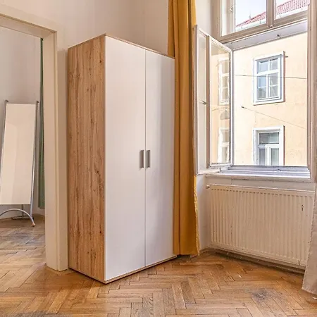 Apartment Peerles 2br Apt. Perfectly Situated&well Connected Vienna
