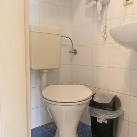 Peerles 2br Apt. Perfectly Situated&well Connected