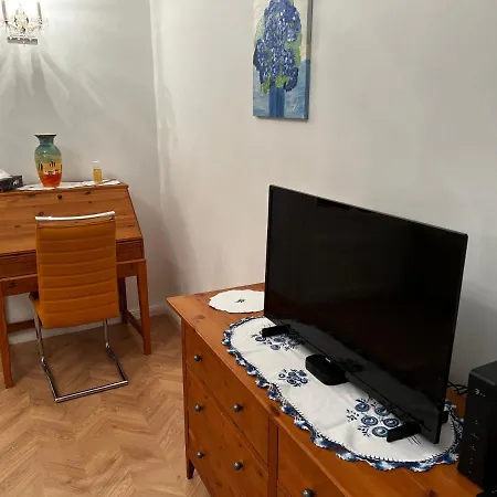 Apartment S&e