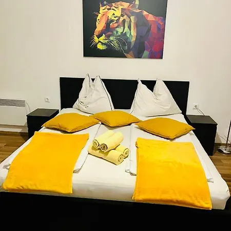 Apartment & Business 1150 *