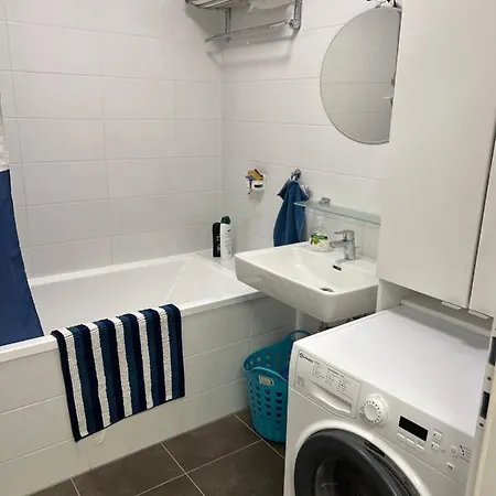 Apartment Modern Bei U Bahn Simmering Vienna